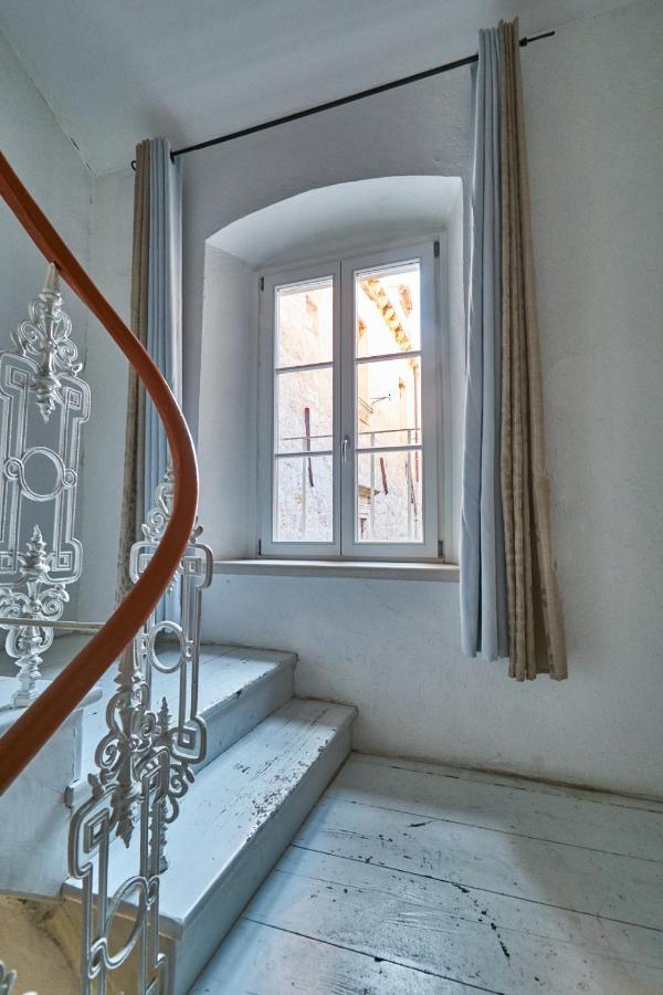 Apartamento The Saint Blaise Swanky Collection